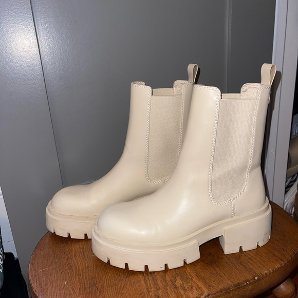 Tan chunky Chelsea boots - Picture 2 of 10